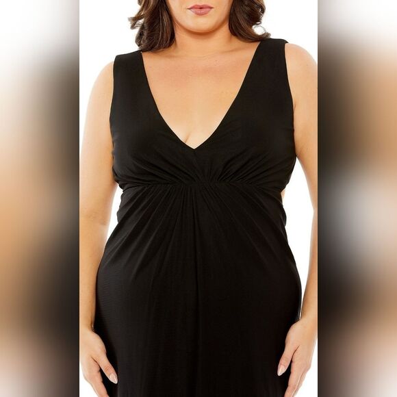 NWT Mac DuggalPlus Size Sleeveless V-Neck Cutout Back Gown - BLACK - Picture 5 of 7